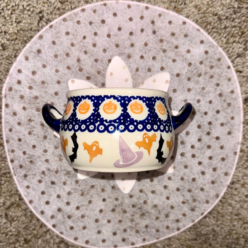 Handmade Boleslawiec Polish Pottery Crock W Handles! Ghosts, Pumpkins, Bats! - Picture 6 of 7